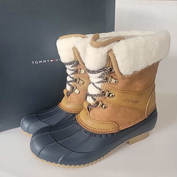Tommy Hilfiger Rusteen boot Rain-snow Color Dark Natural size 8 New With Box - Picture 9 of 13